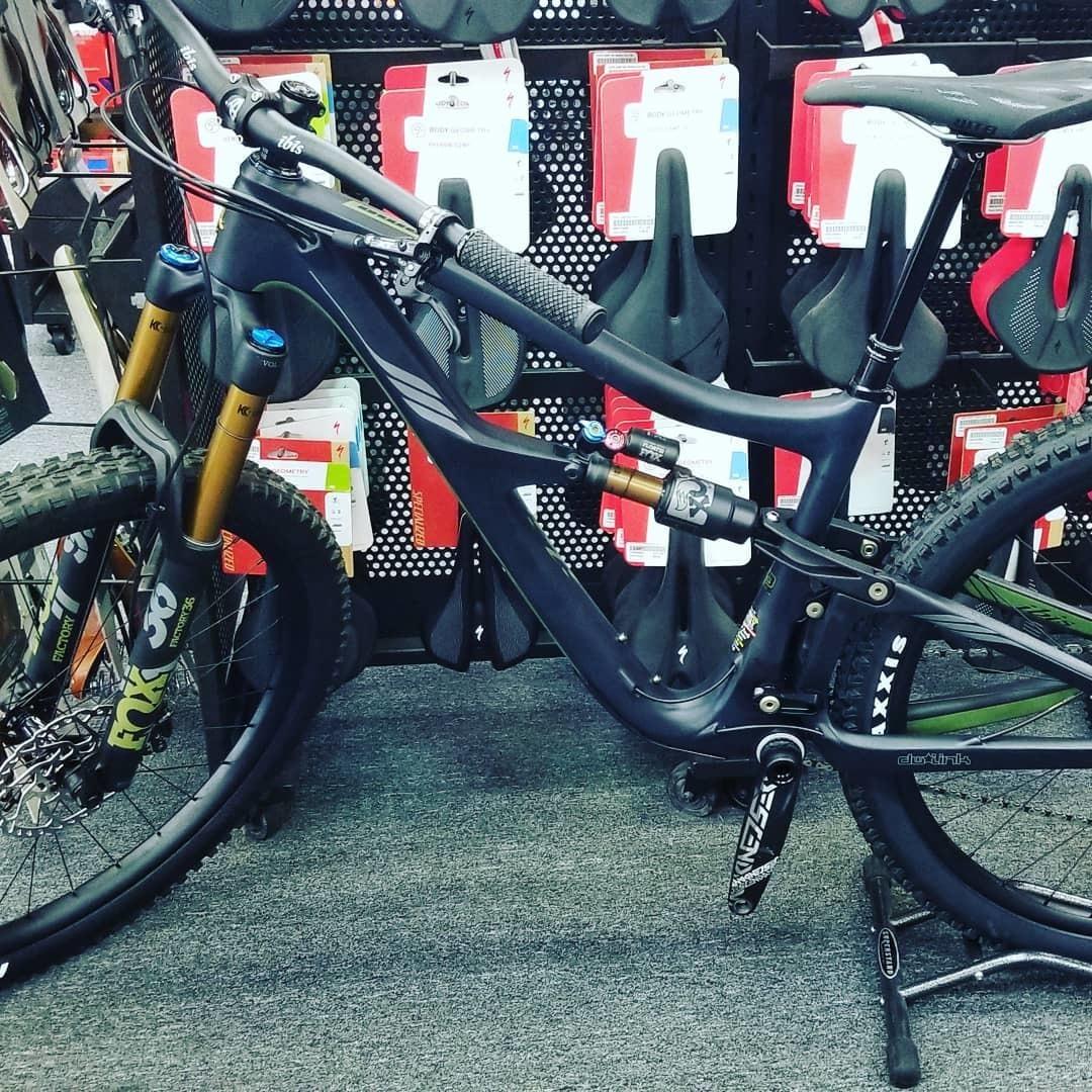 2019 Ibis Ripmo Carbon 29 Black
