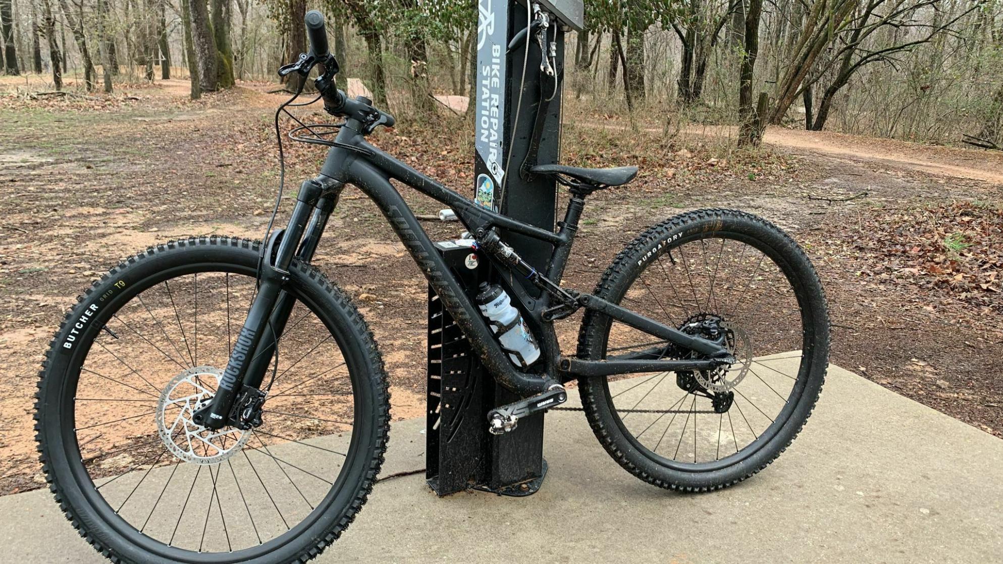 2022 Specialized Stumpjumper Alloy Black