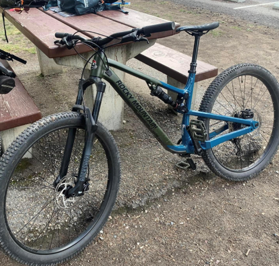 2022 Rocky Mountain Bicycles full suspension Green and Blue