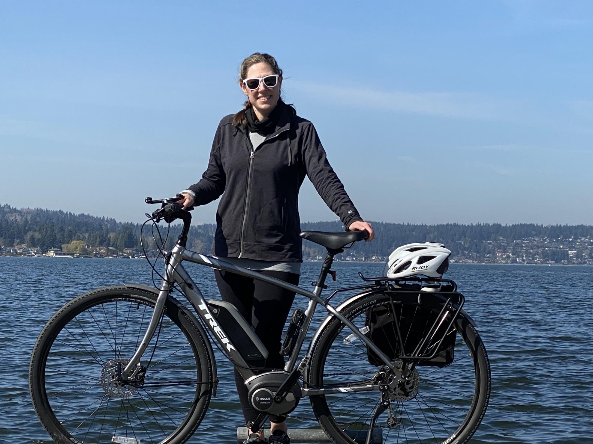 2018 Trek Verve + Silver, gray or bare metal