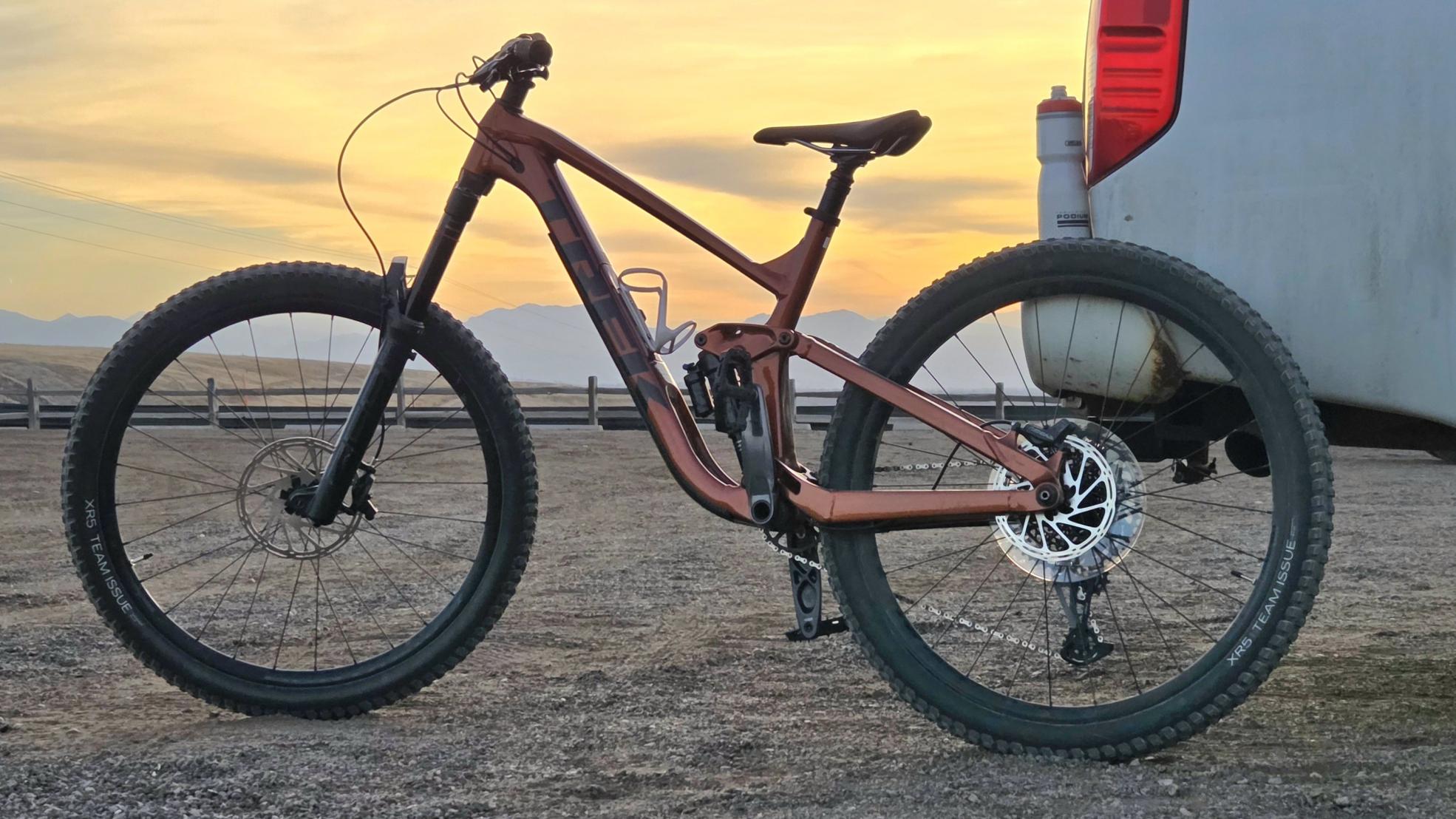2023 Trek Slash 8 Gen 5 GX L Orange