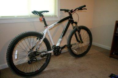 2012 Diamond Back Response  Black