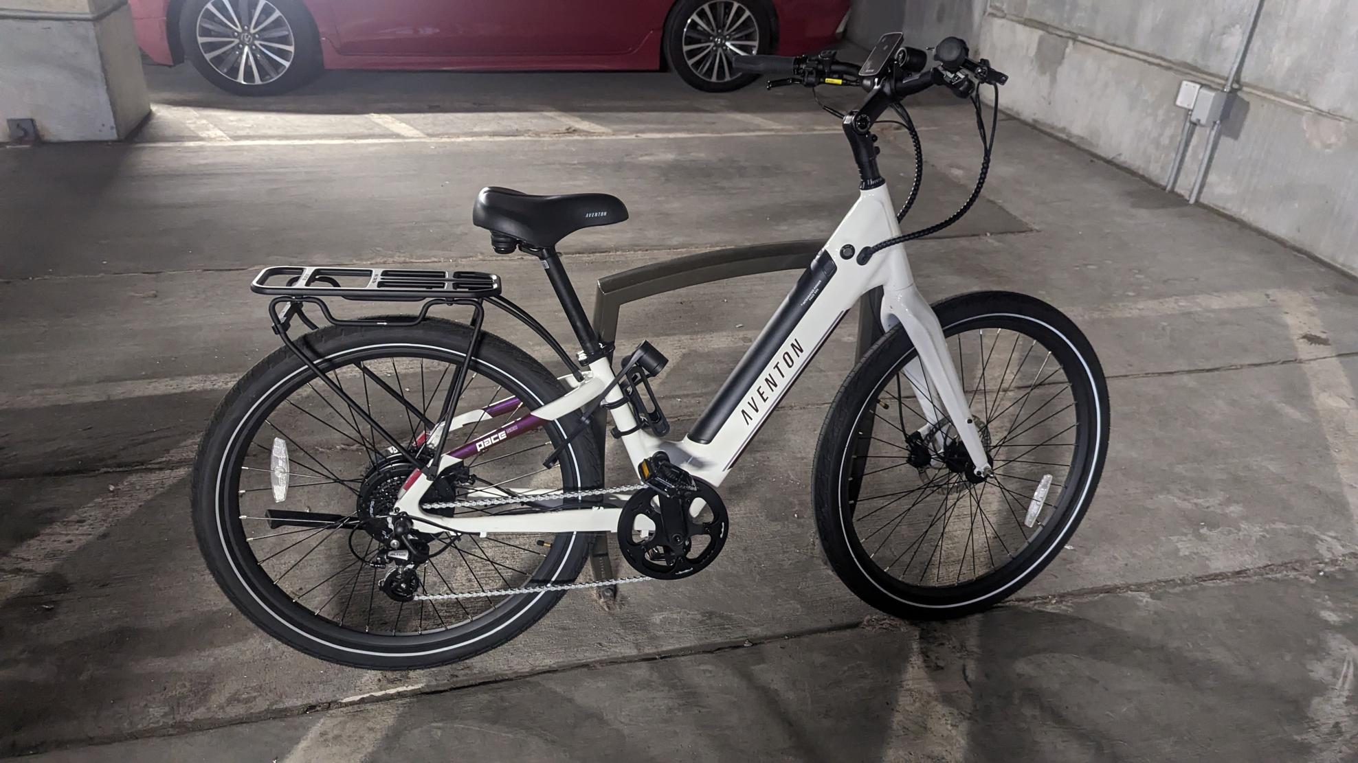 2023 Aventón Pace 500.3 Step-Through Ebike White