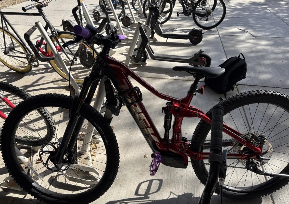 2022 Trek Rail 5 Red and Silver, gray or bare metal
