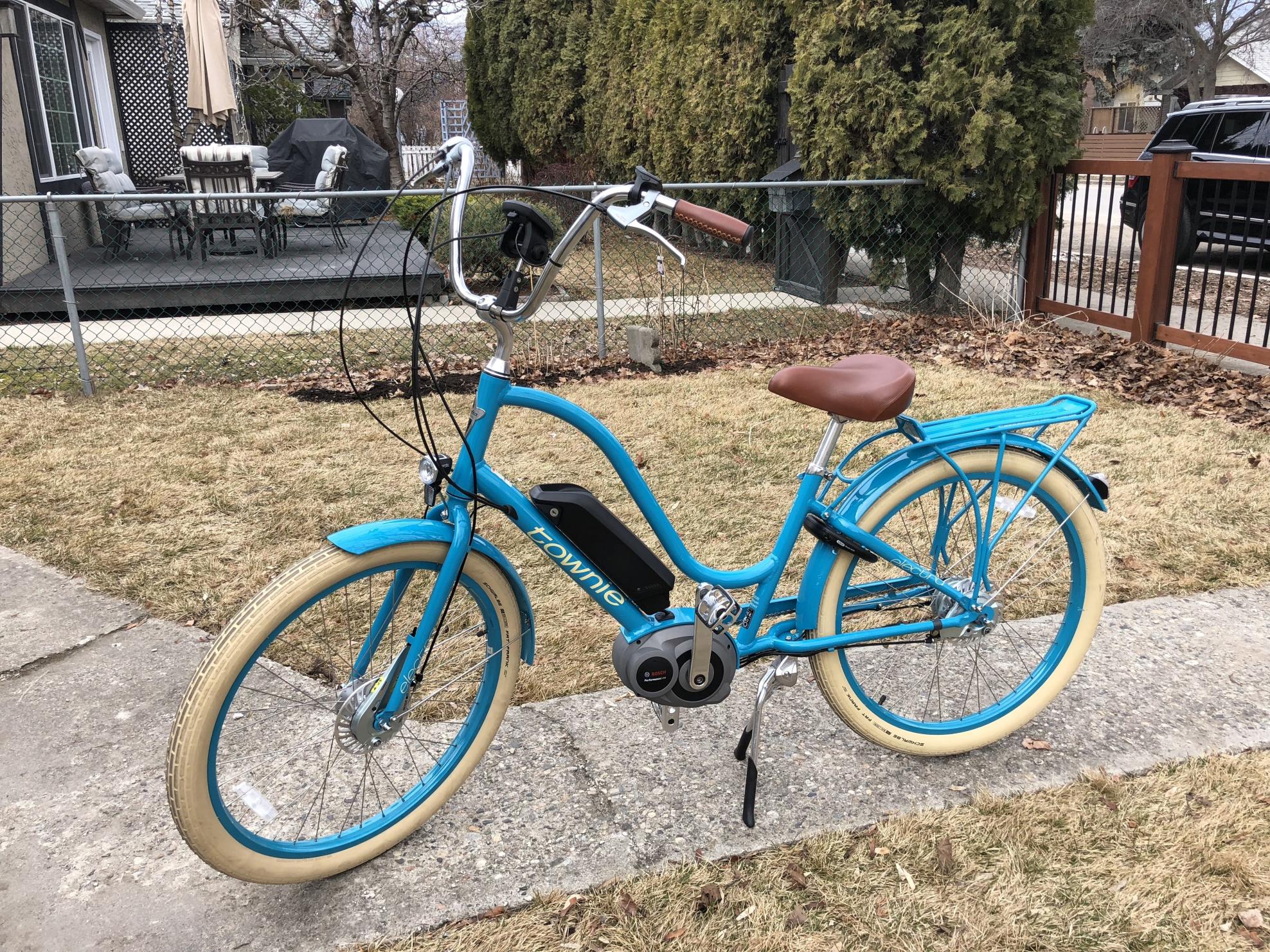 2018 Electra Townie GO! Teal