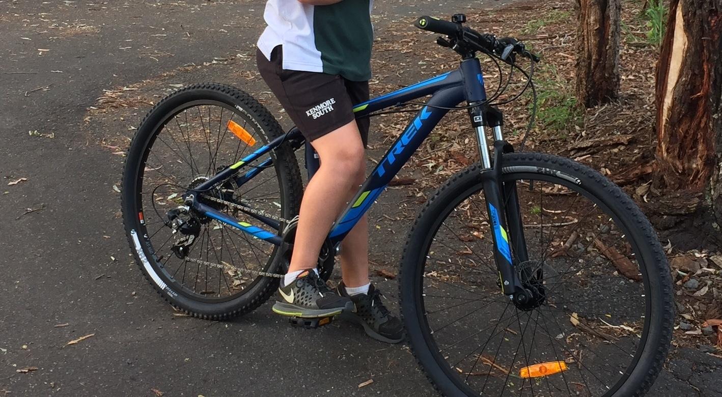 2016 Trek Marlin 6 Blue