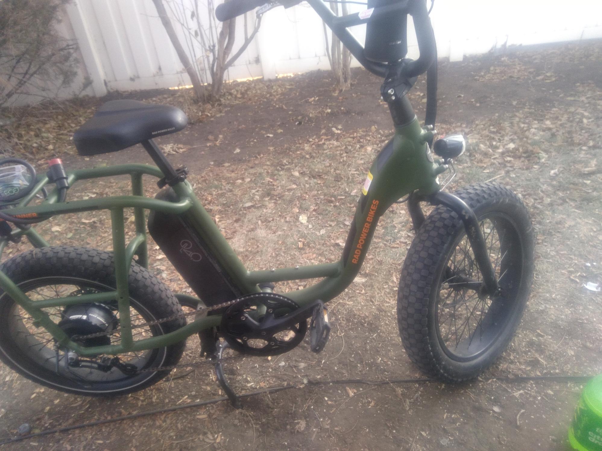 2022 Rad Power Bikes Cargo cargo bike (rear storage) Green and Black