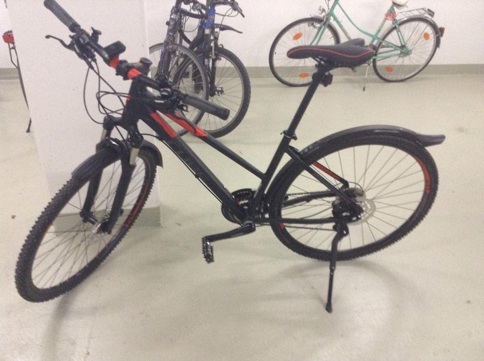 2016 Cube Cube Cross Trapeze Black