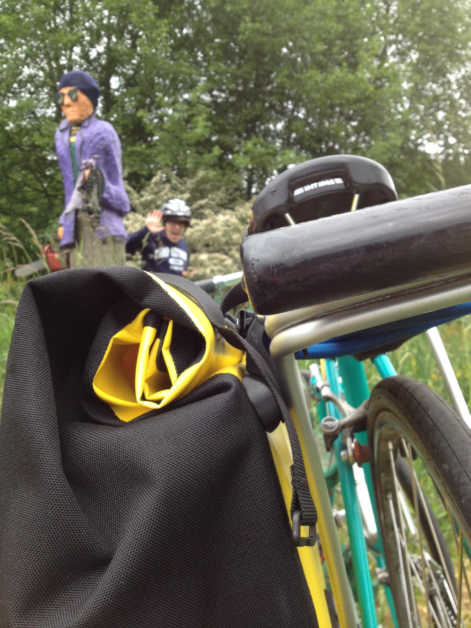 Shogun small men's frame, older model with T handlebars Teal and Yellow or Gold