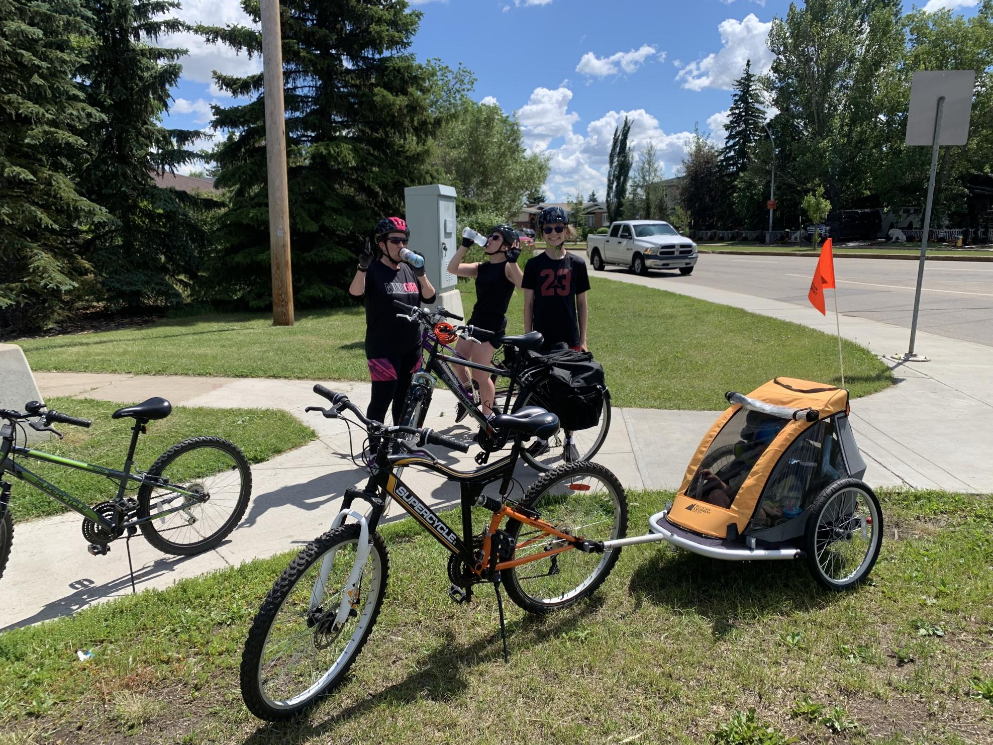 Supercycle Ascent Black, Orange, and White