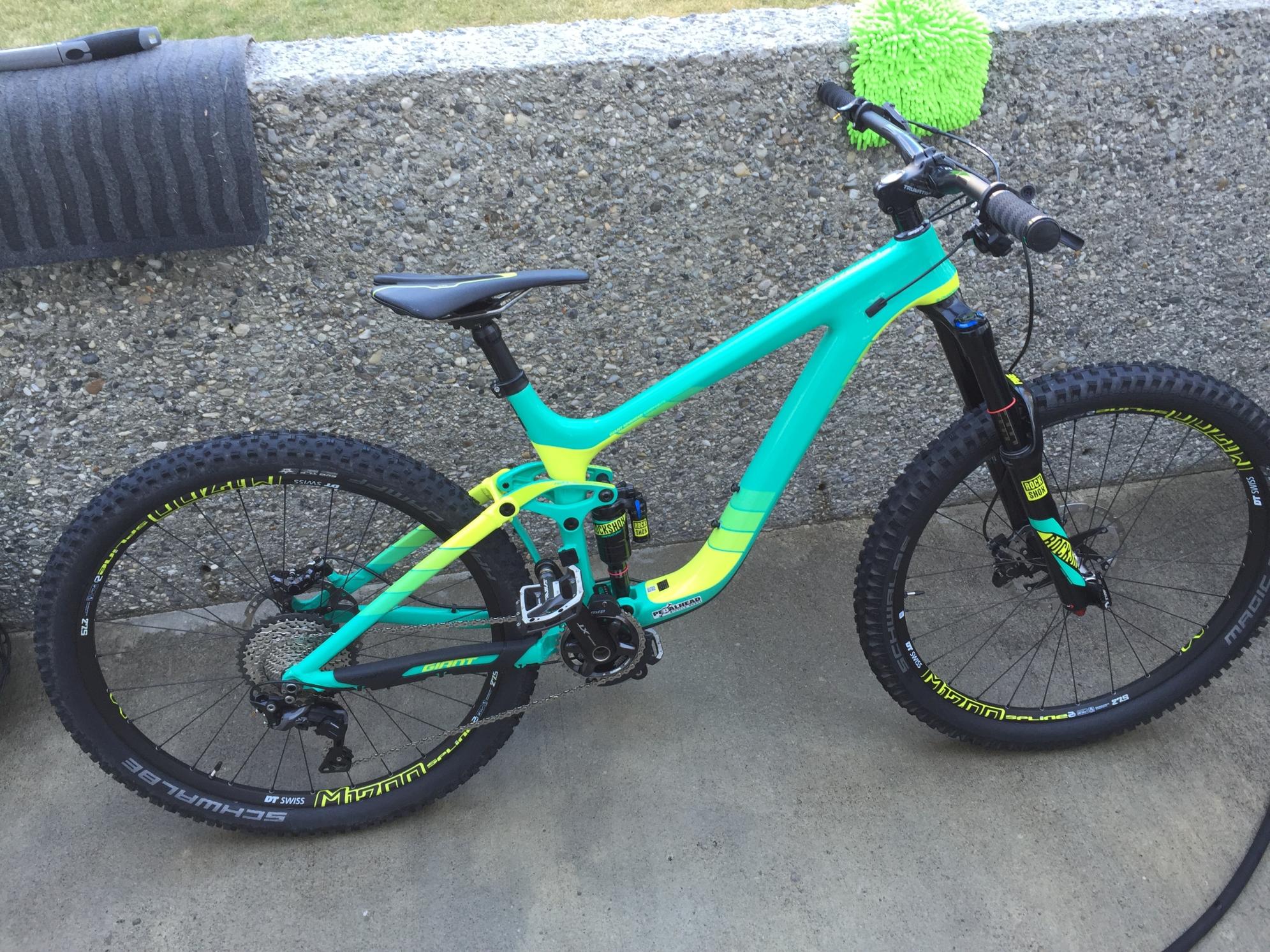 2016 Giant Reign Advance 1 Blue and Yellow or Gold
