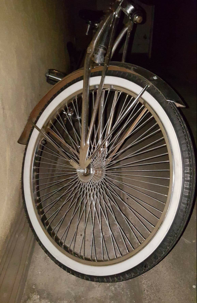 2009 Other Silver, gray or bare metal