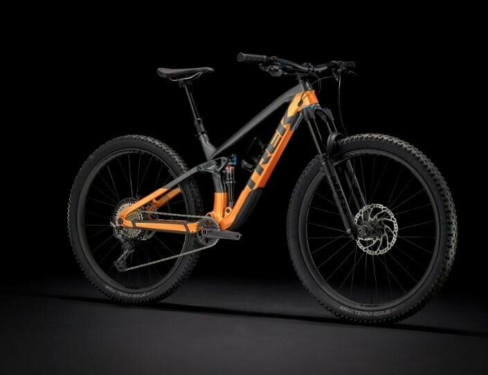 2024 Trek FUEL EX 9.8 XT ML 29 LITHIUM GREY/FAC... Silver, gray or bare metal