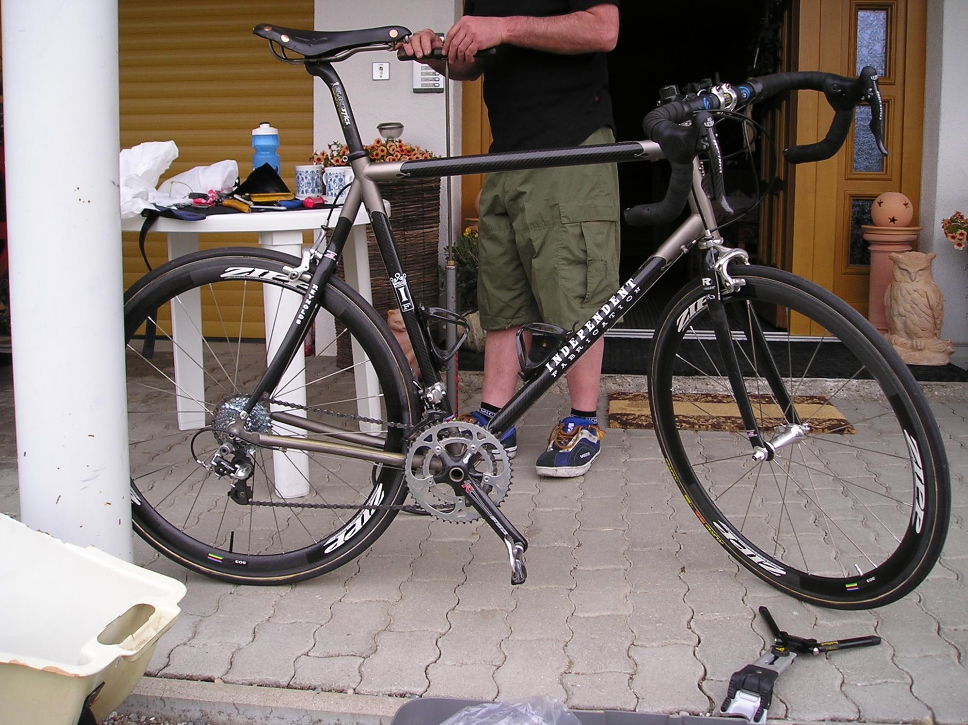 2005 Independent Fabrication XS Black