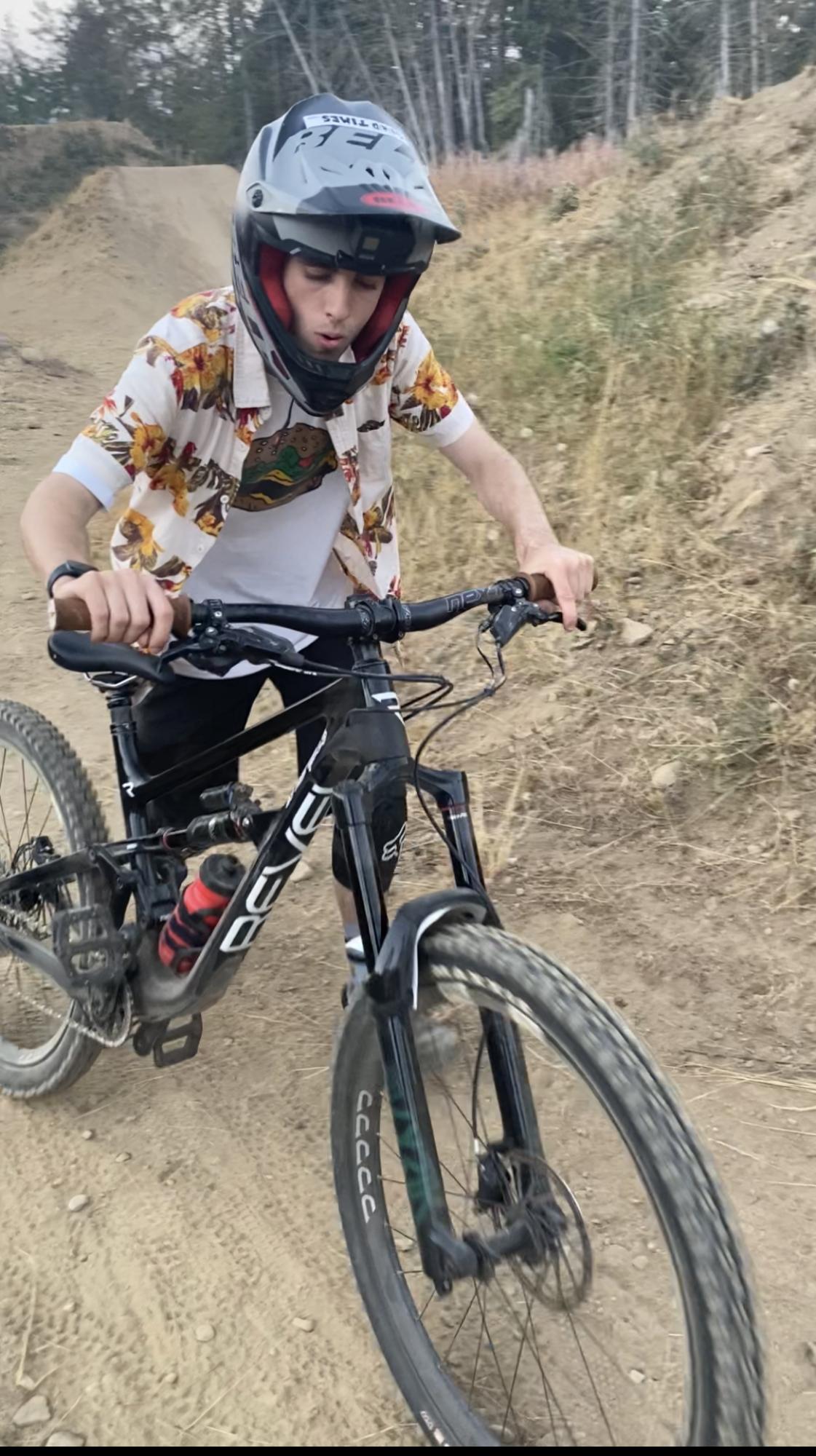 2022 Revel Rail 27.5 Black