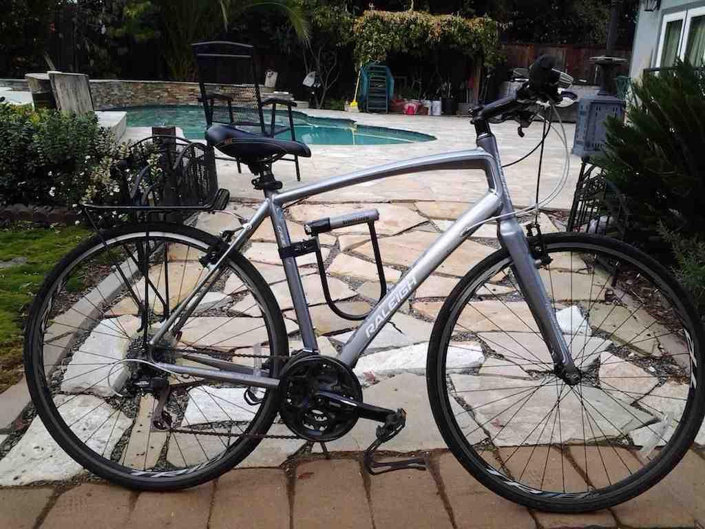 2012 Raleigh cadent 12  Black