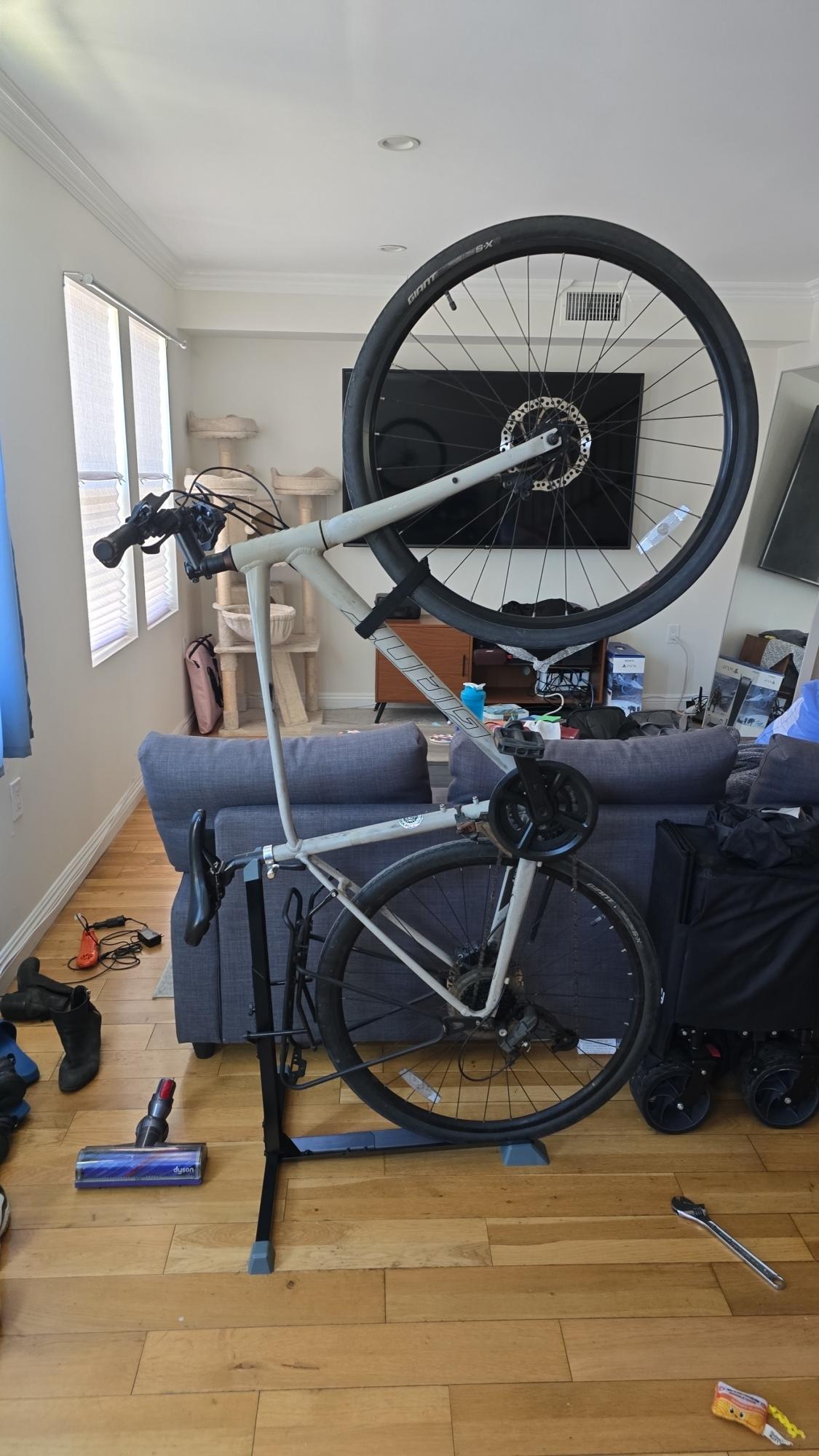 Giant Silver, gray or bare metal