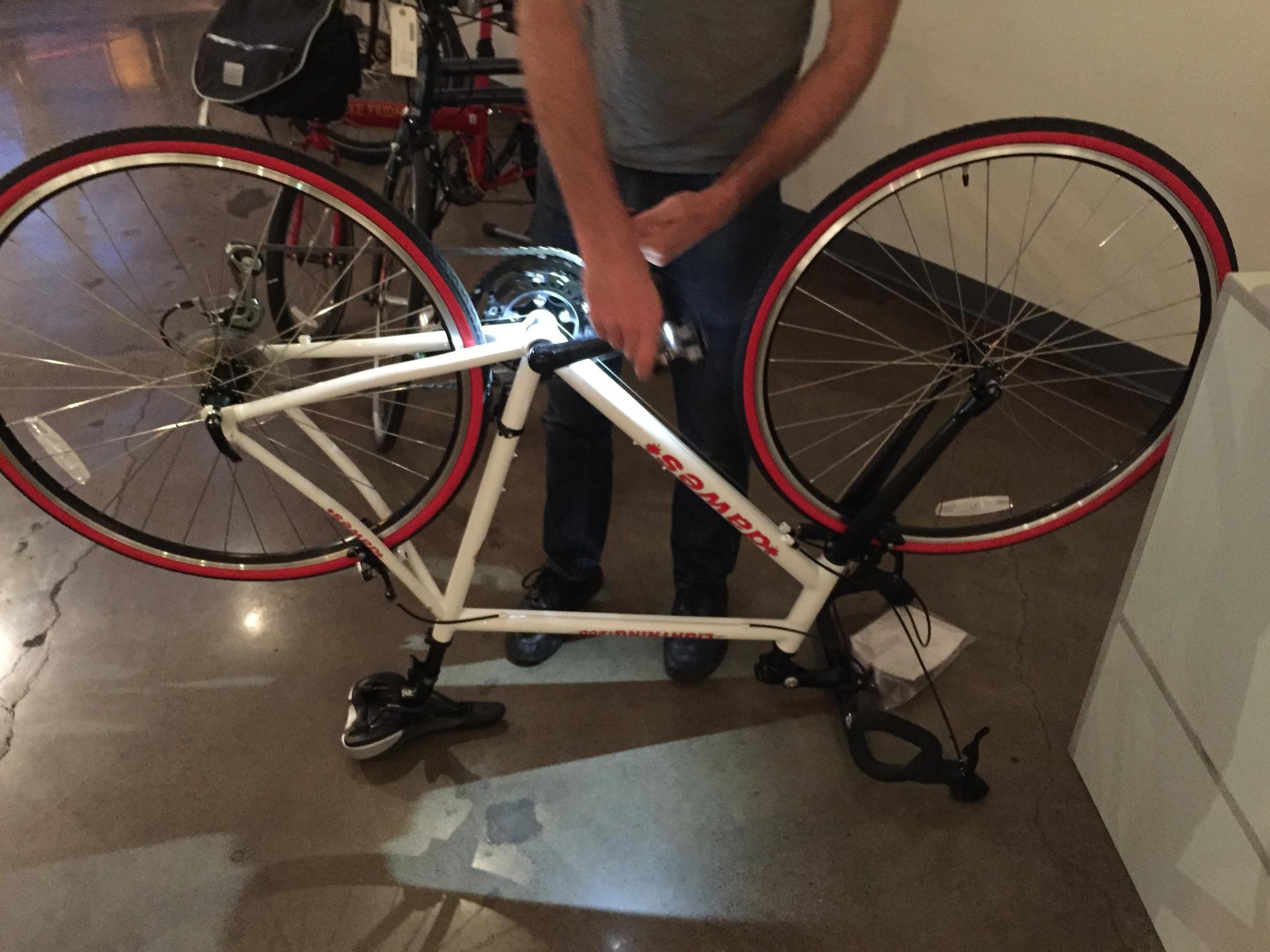 Dawes Cycles Lightning 1200 White