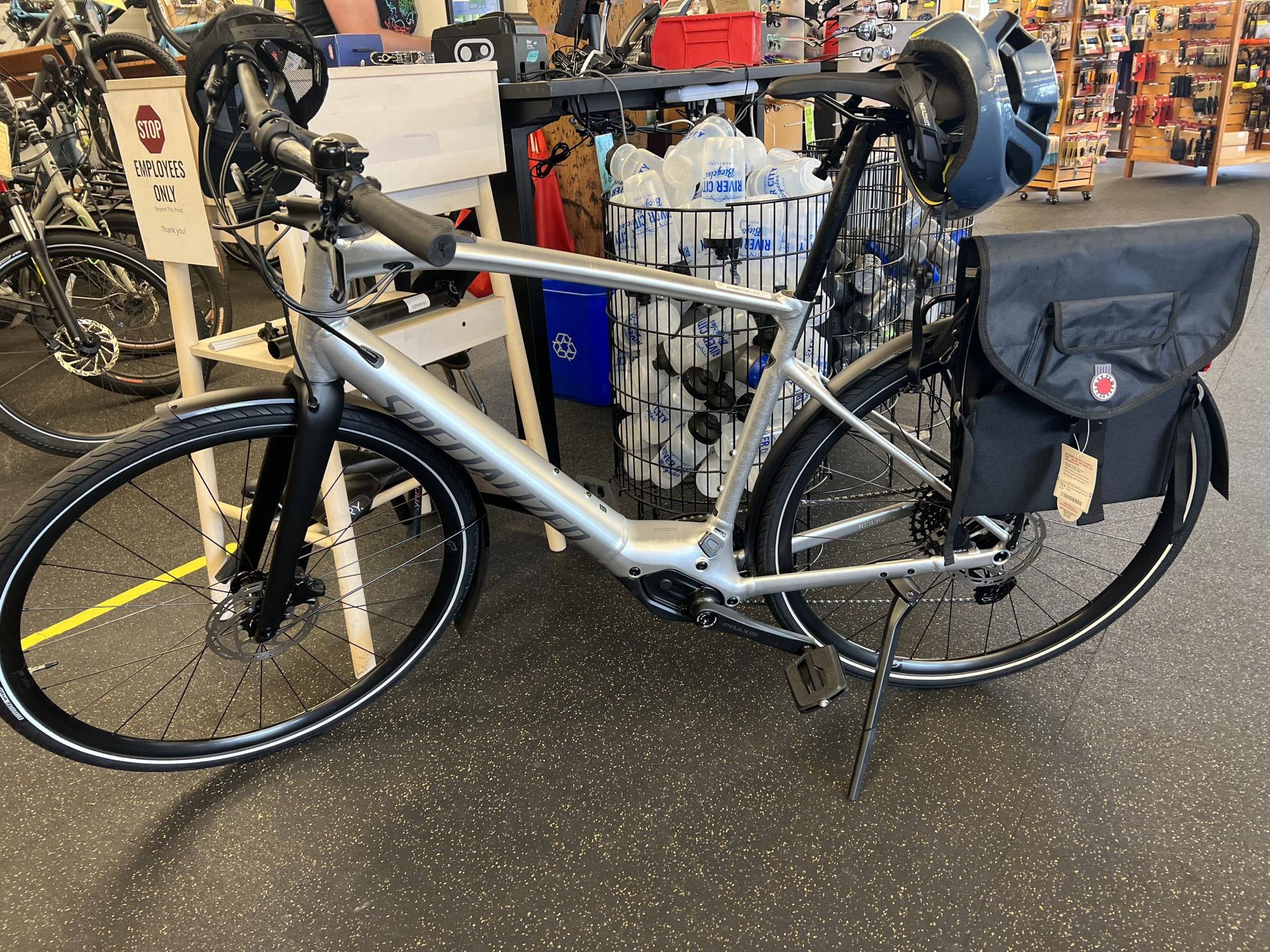 2023 Specialized Vado SL Silver, gray or bare metal