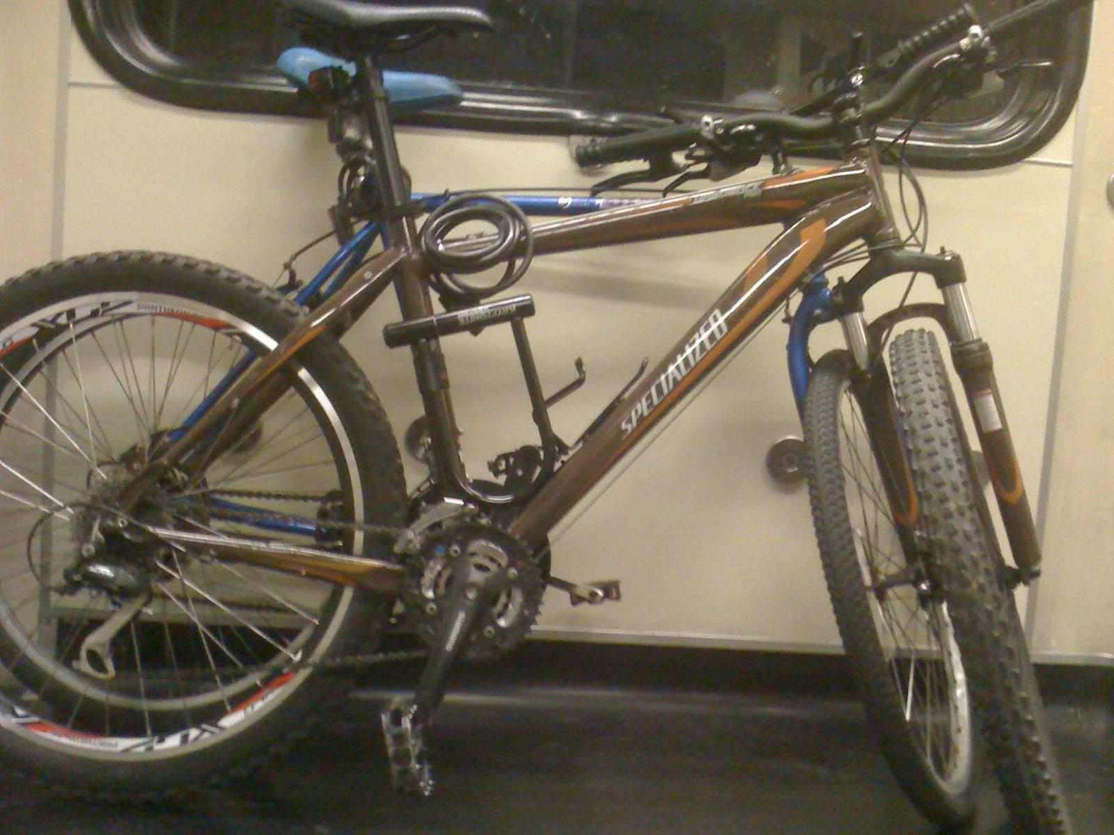 2009 Specialized Hard Rock Disc  Black
