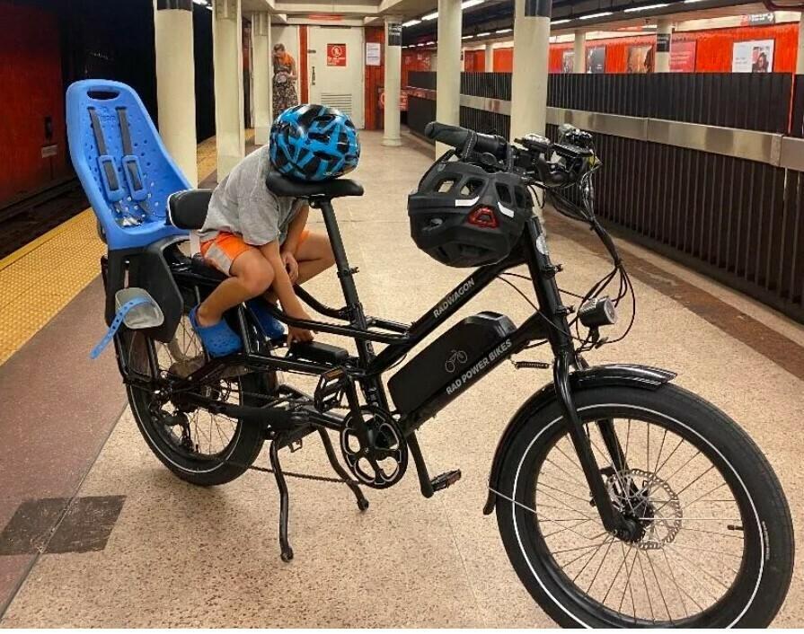 2021 Rad Power Bikes Radwagon cargo bike (rear storage) Black