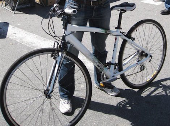 2009 Diamondback Clarity  White