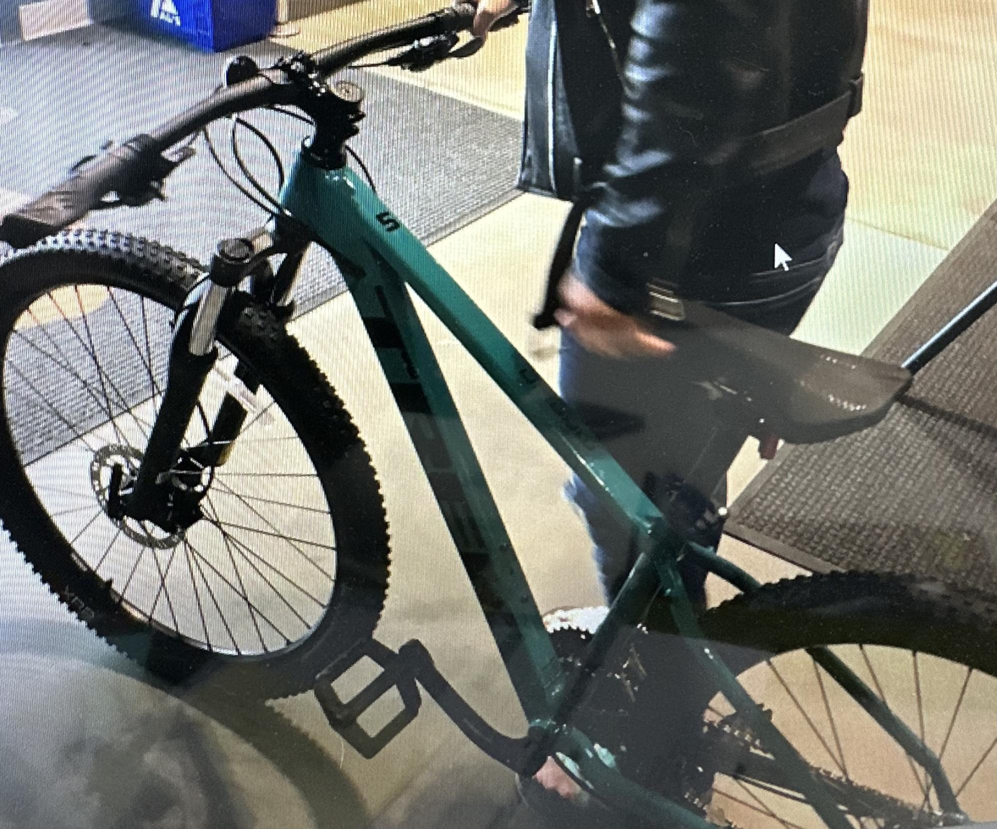 2020 Trek Marlin 5 Teal