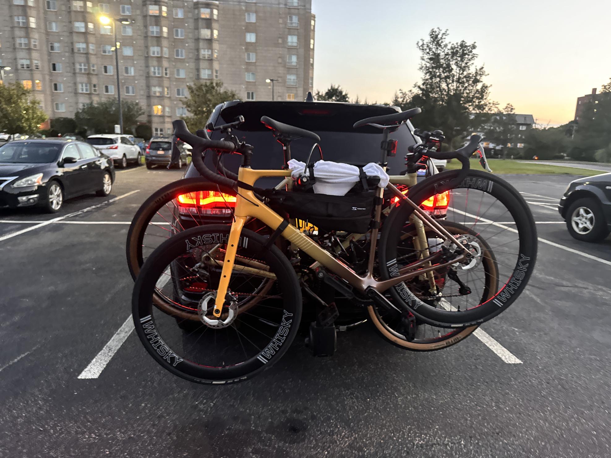 2023 Salsa Warroad Yellow or Gold