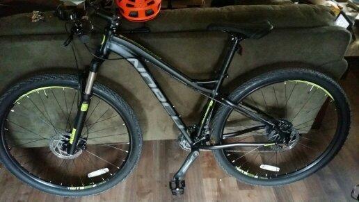 2015 Norco Bikes Charger 9.3 17in. Black, Green, and Silver or Gray