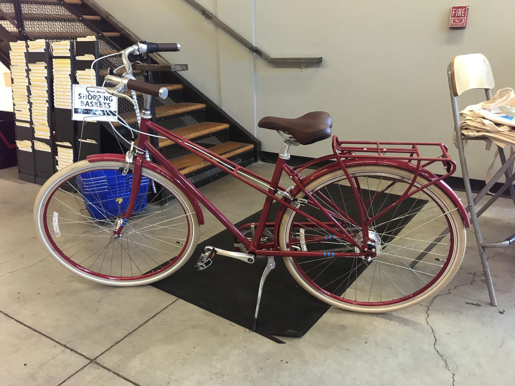2020 PUBLIC bikes French-style step-through Red