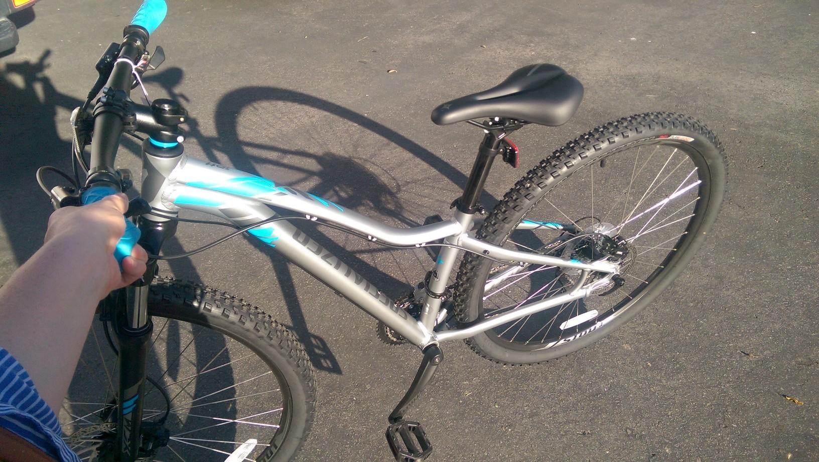 2016 Specialized Jett Sport Silver or Gray