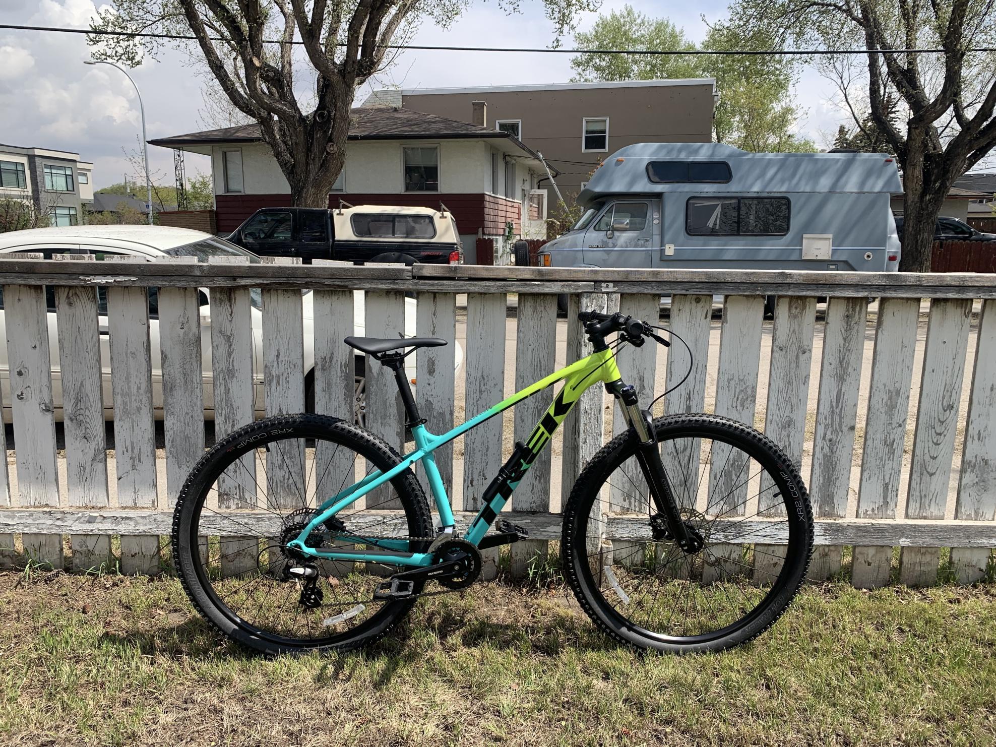 2023 Trek Marlin Teal and Yellow or Gold