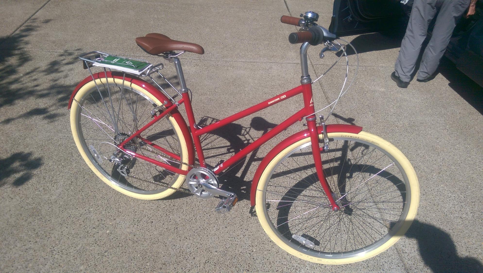2015 Breezer Downtown EX Red