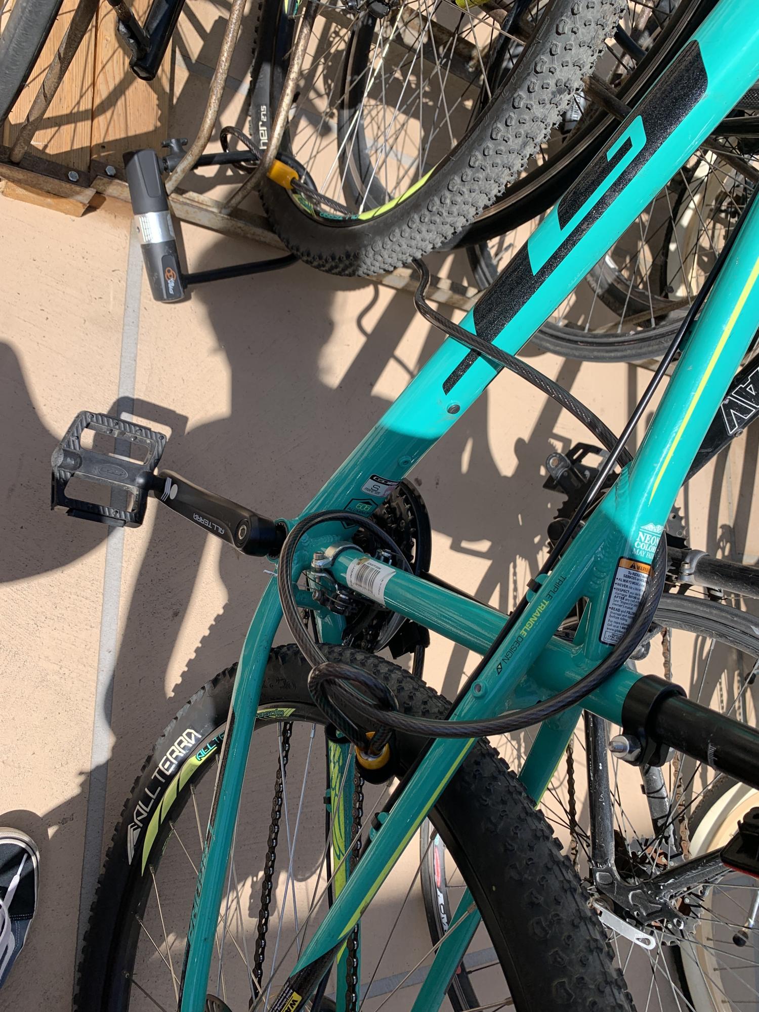 GT Bicycles GT Blue and Green