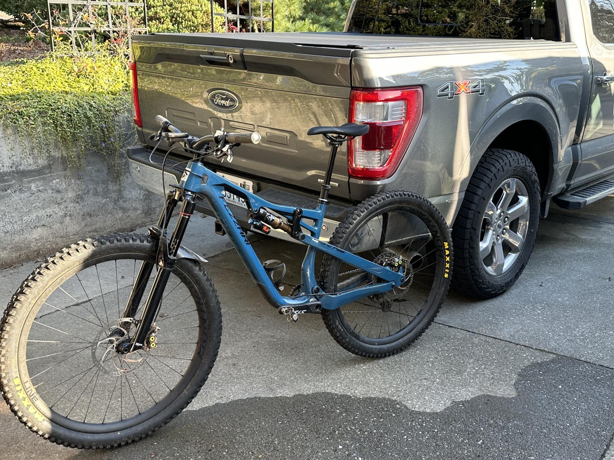 2021 Fezzari Delano peak Blue