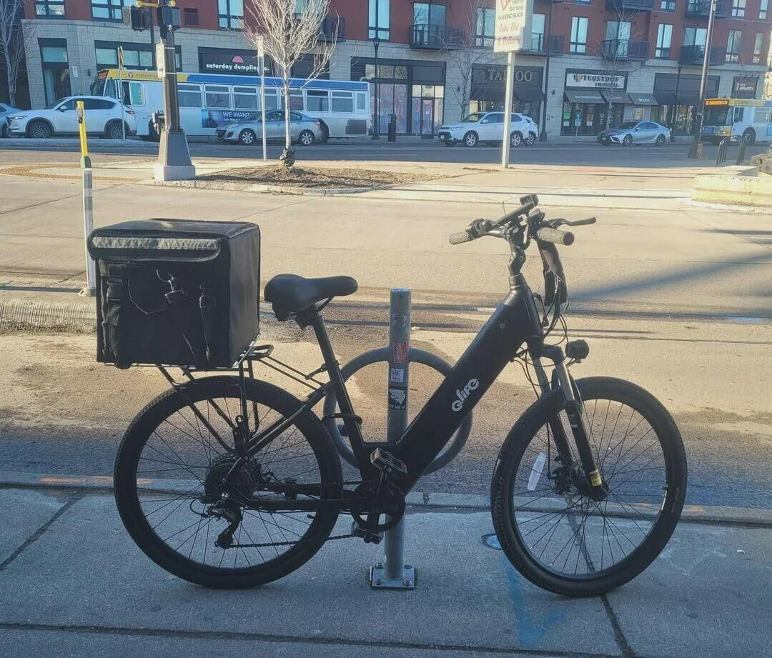 Qlife (image: https://imgur.com/a/KMkPi8t) Black