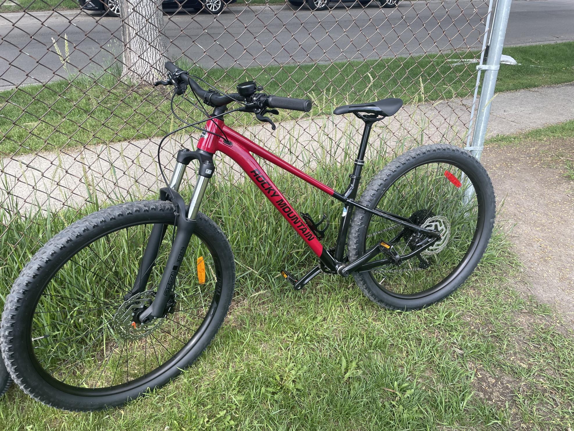 2022 Rocky Mountain Bicycles Growler Black and Red