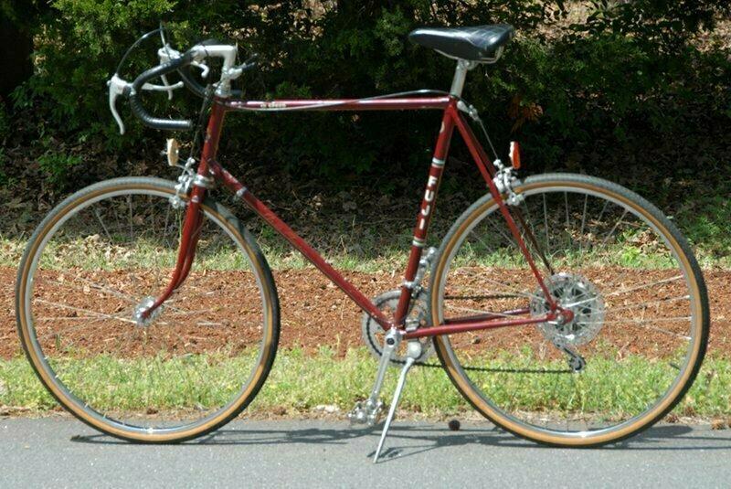 1976 Fuji Gran Tourer Red