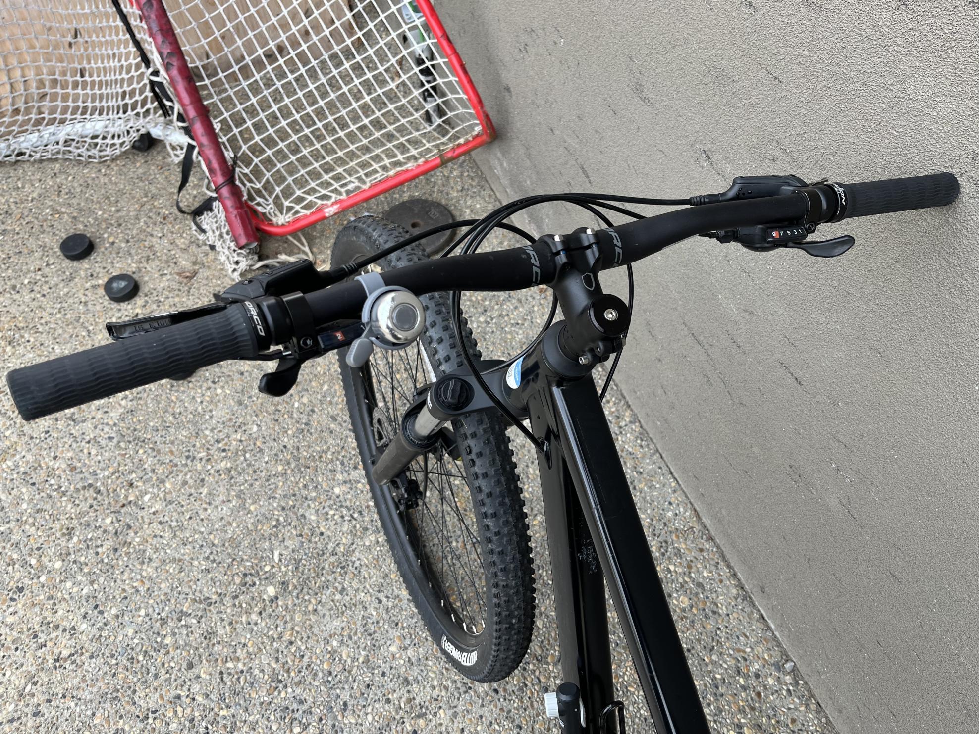 2020 Norco Bikes Storm 2 Black and Black