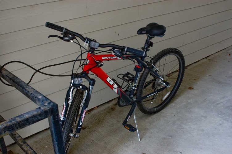 2007 GT Bicycles Outpost  Black