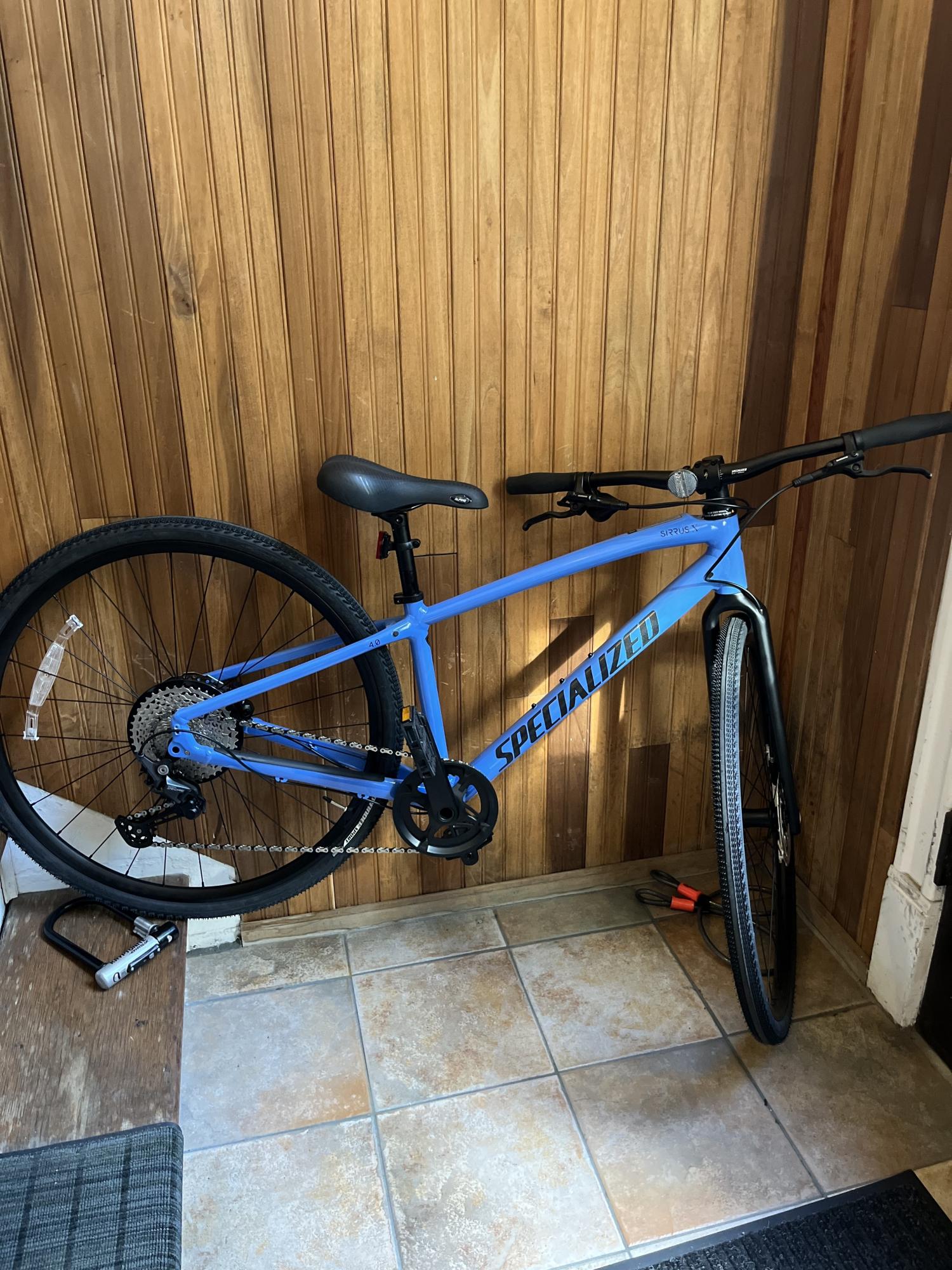 2022 Specialized Sirrus x 4.0 Blue