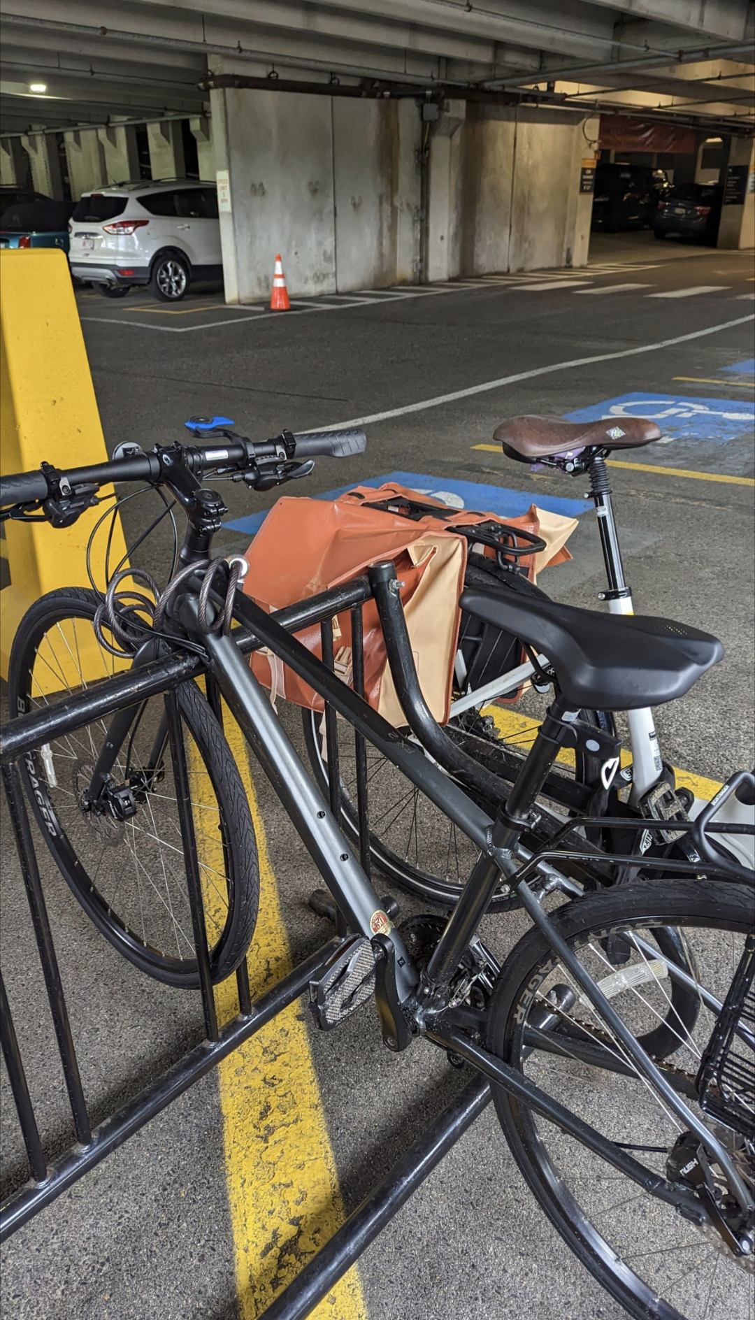 Trek FX 2 Disc Black