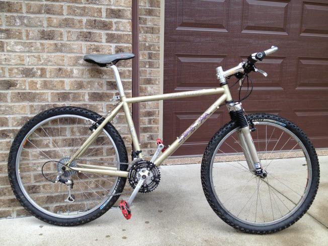 1995 Specialized Stumpjumper Yellow or Gold