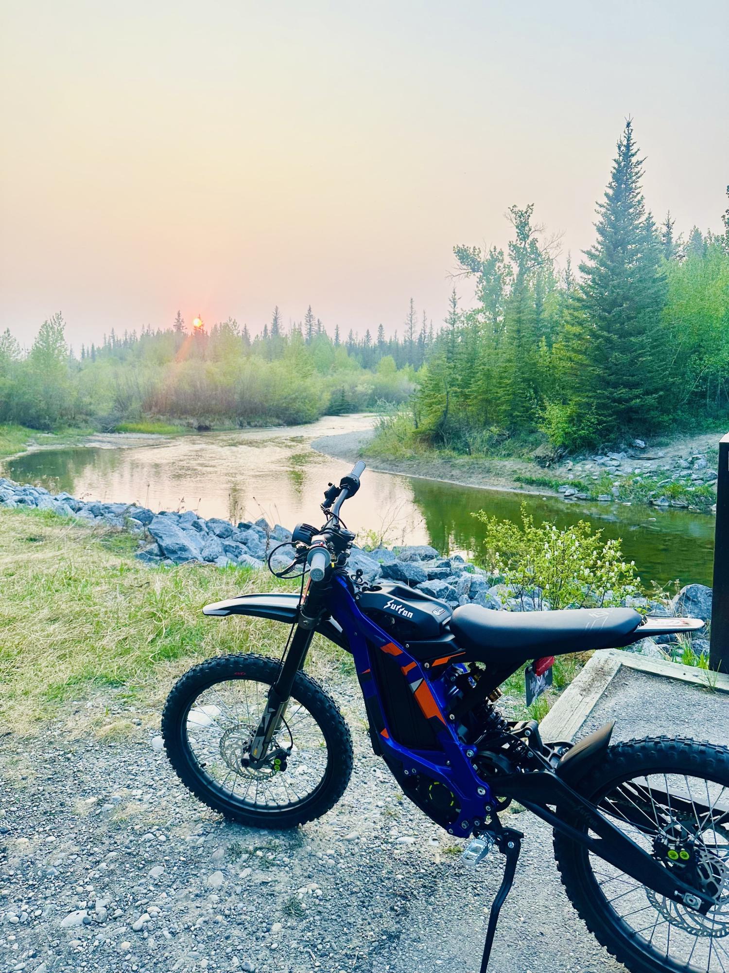 2023 Surron Light Bee X Blue