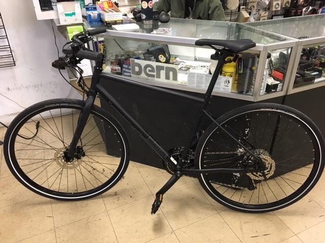 2017 Marin Bikes Muirwoods Black