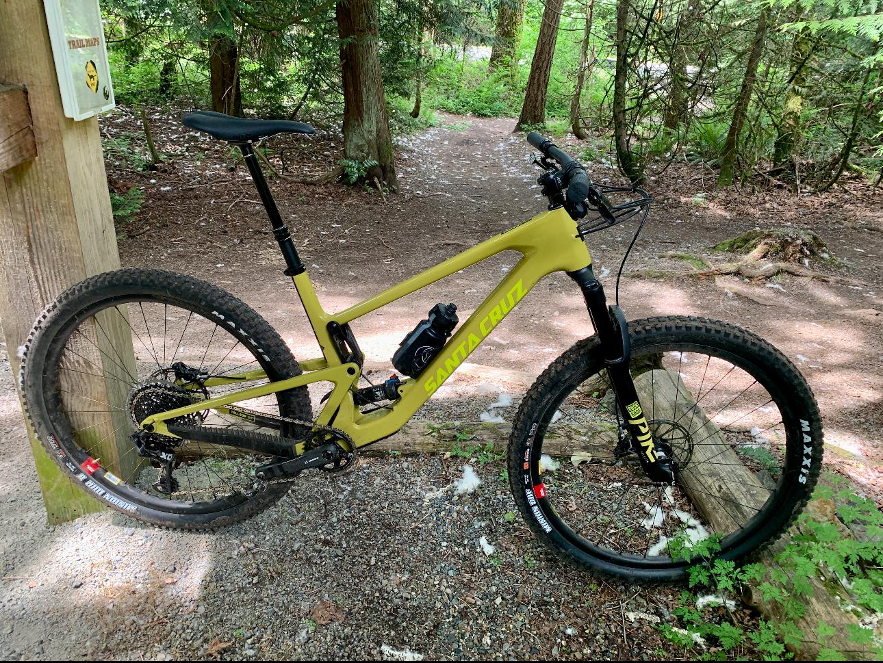 2020 Santa Cruz Tall Boy 4 Yellow or Gold