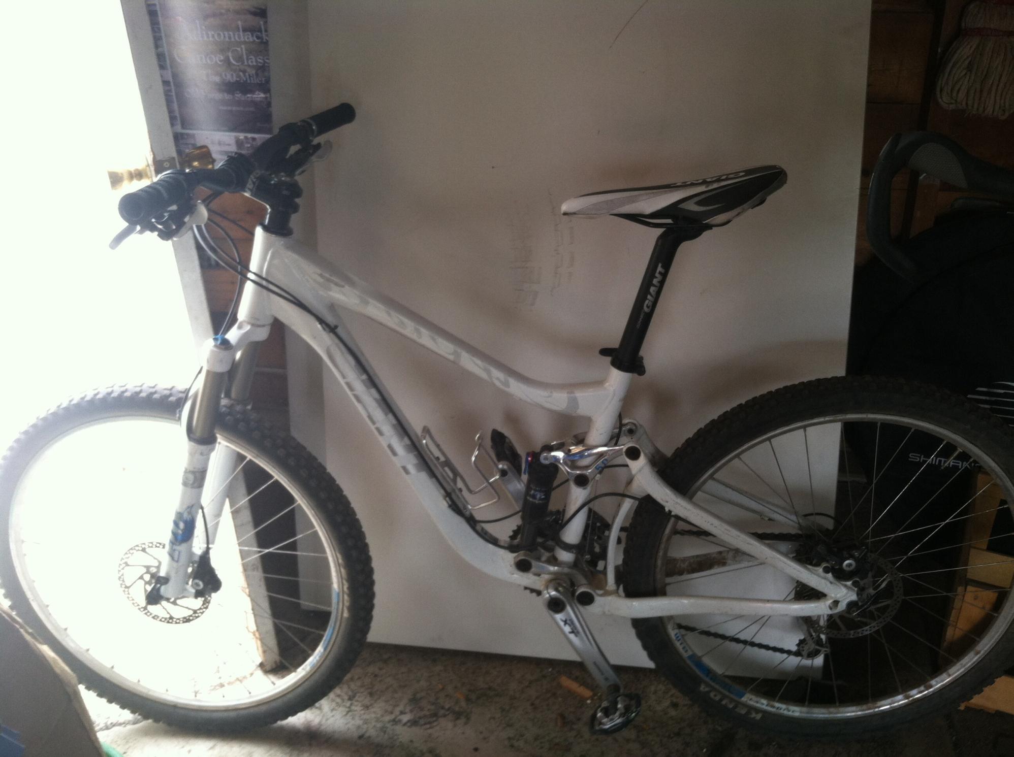 2011 Giant Cypher 1 White