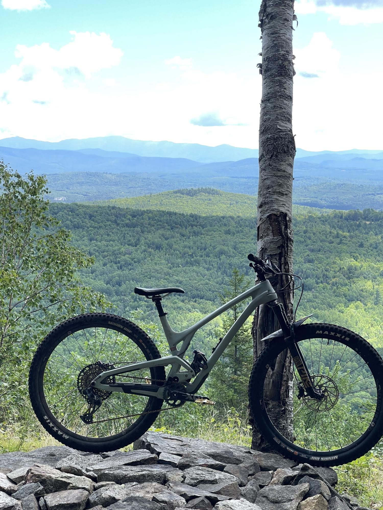 2021 Evil Following V3 Green