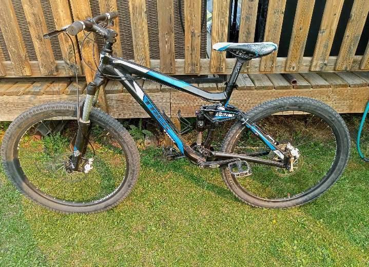 2014 Trek Fuel EX 5 29 White and Blue