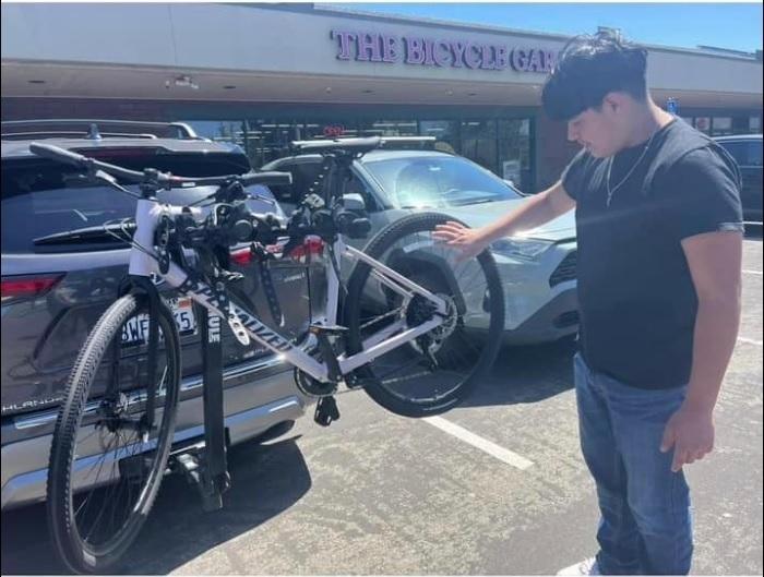 2023 Specialized Sirrus X 2.0 White